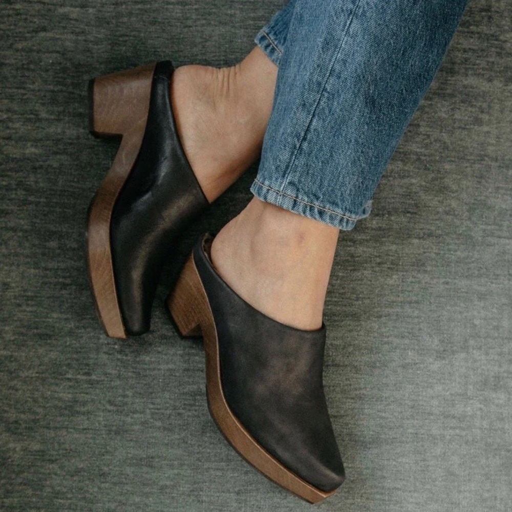 Coclico Kera Shearling Clog